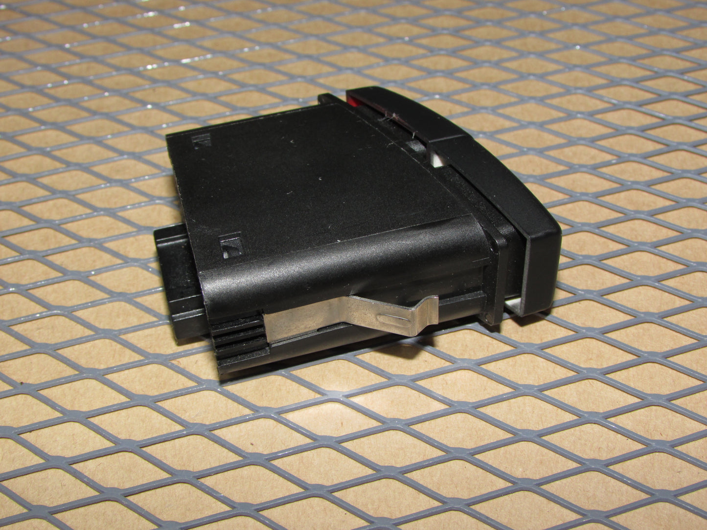 09 10 11 12 13 14 15 16 BMW Z4 OEM Hazard & Central Door Lock Switch