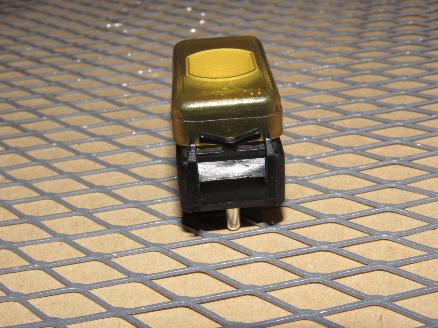 94 95 Mercedes E320 OEM Anti Theft Security Alarm Switch