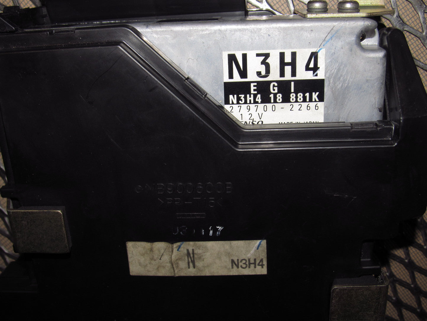 2004 Mazda RX8 OEM Engine Computer ECU - N3H4 18 881K