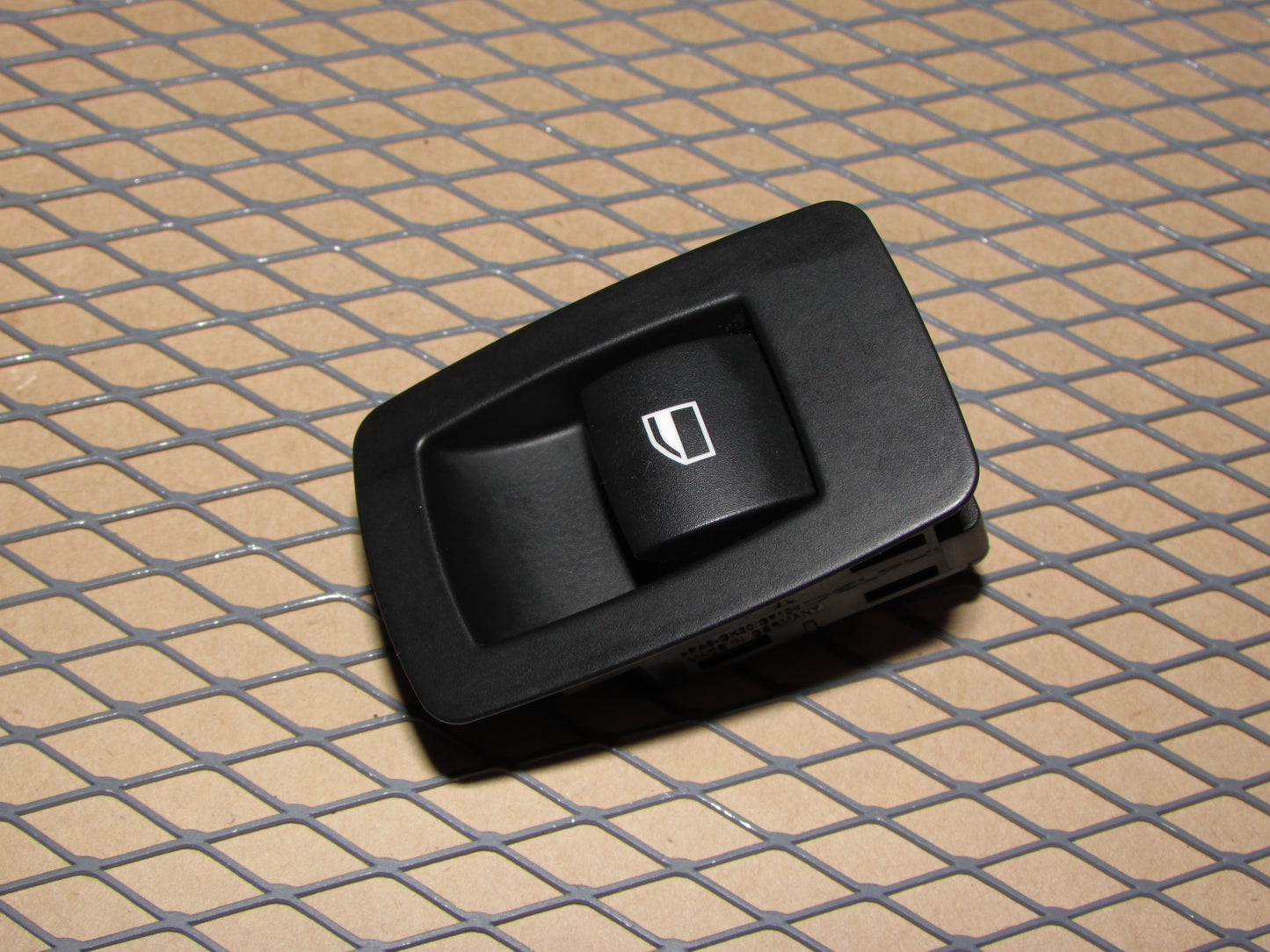 09 10 11 12 13 14 15 16 BMW Z4 OEM Window Switch - Right