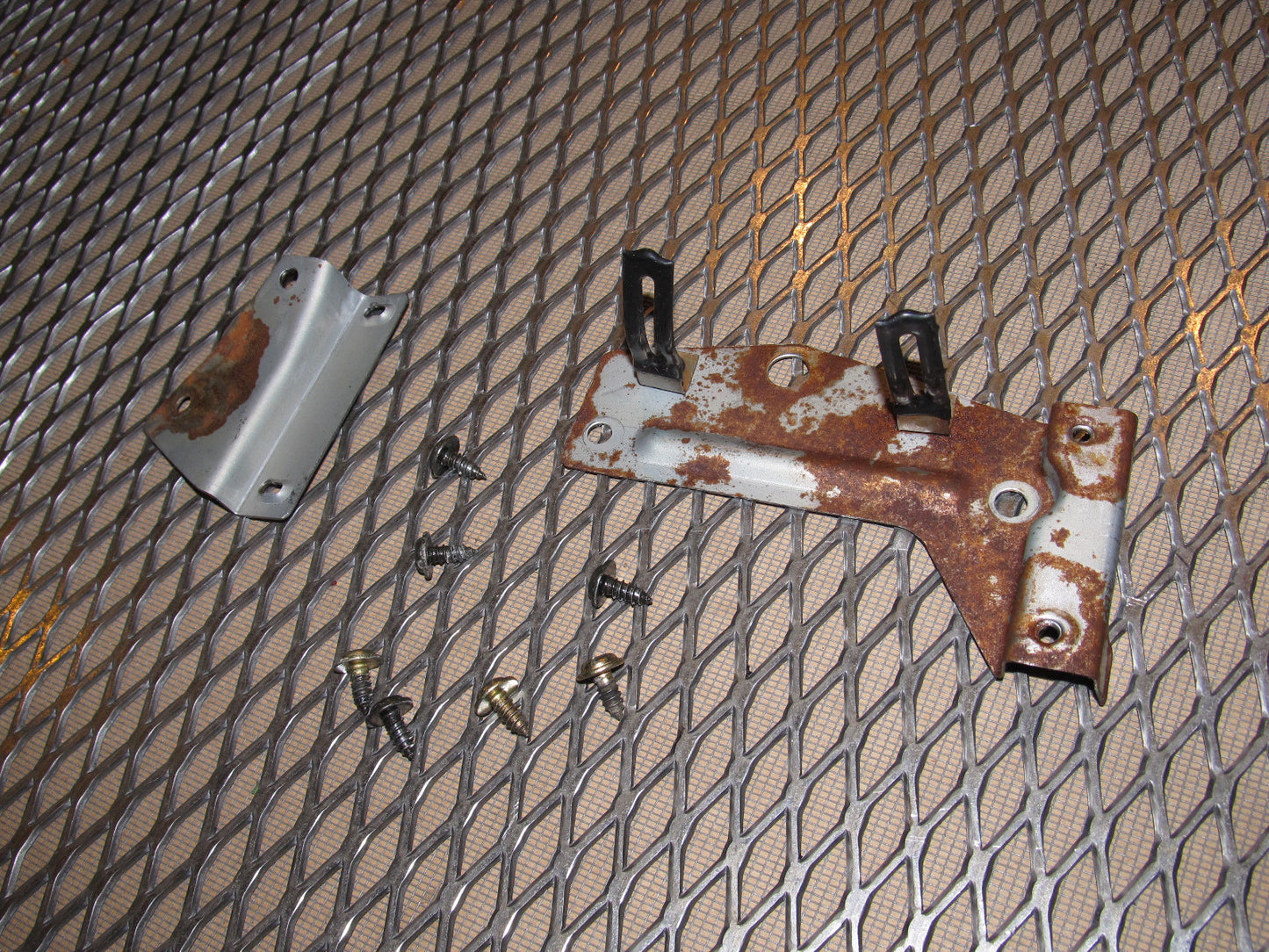 84 85 Mazda RX7 OEM Center Console Mounting Bracket