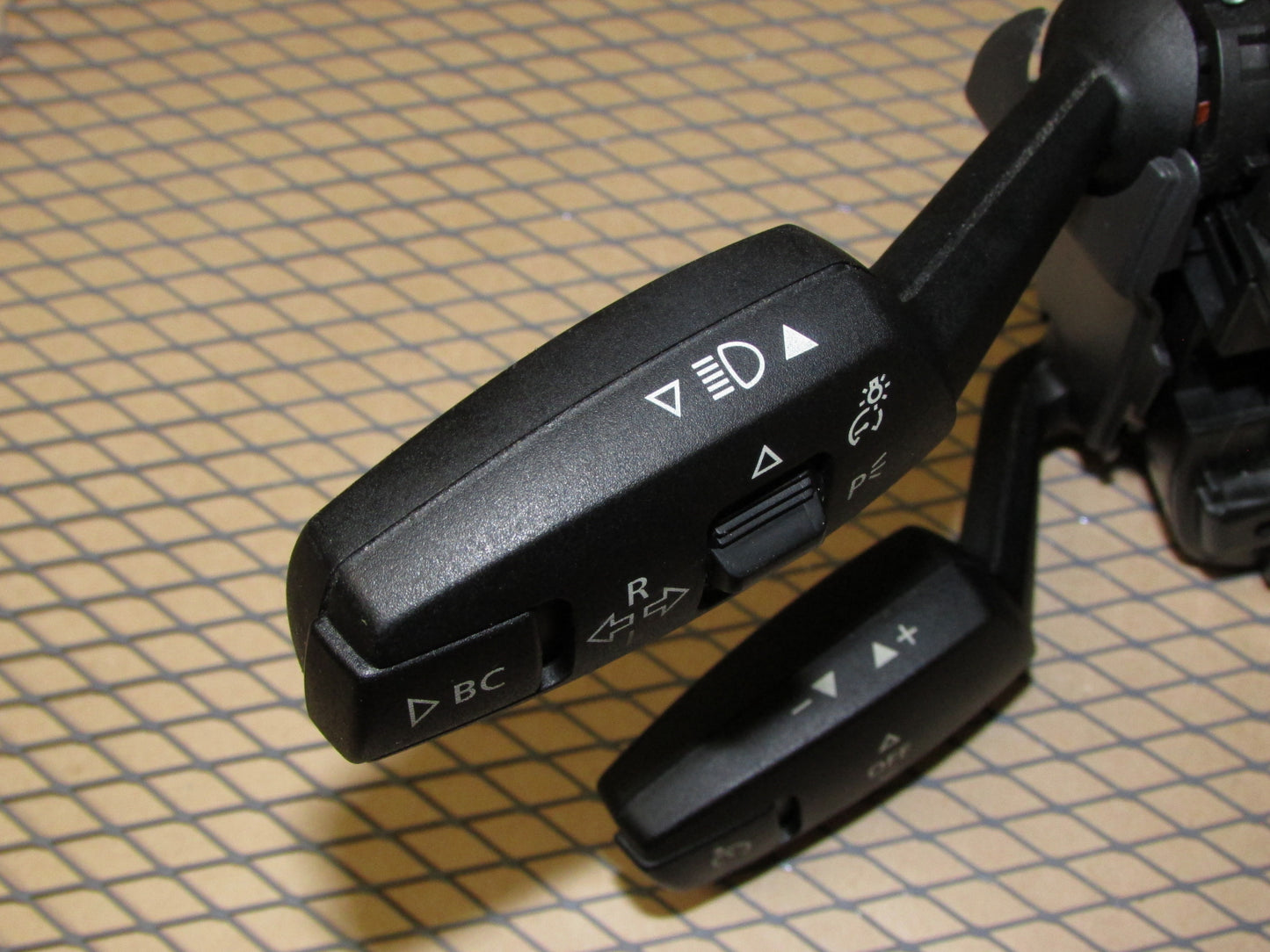 09 10 11 12 13 14 15 16 BMW Z4 OEM Turn Signal & Wiper Combination Switch