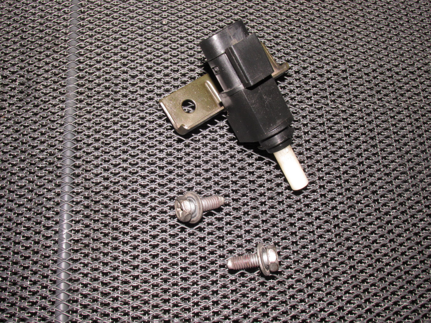 90 91 92 93 94 95 96 Nissan 300zx OEM Hood Anti Theft Switch