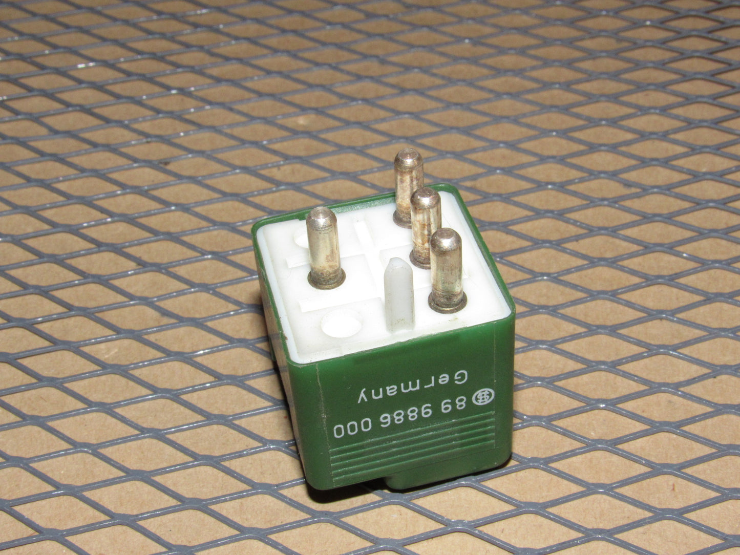 Mercedes Benz Relay 001 542 96 19