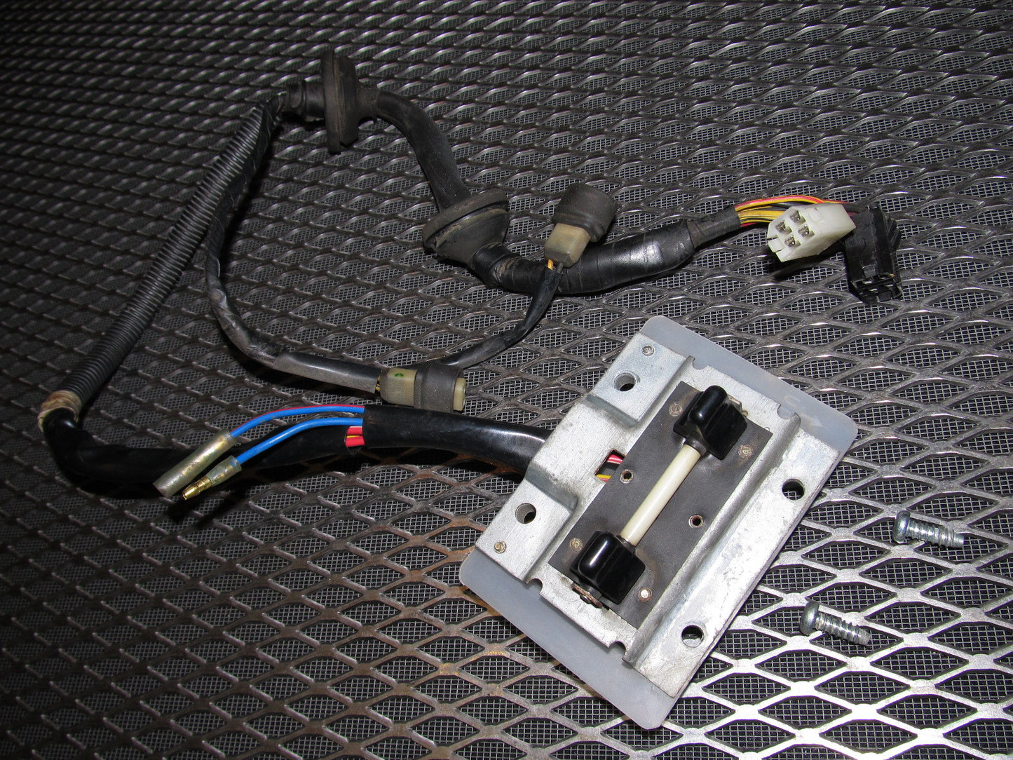 81 82 83 Datsun 280zx OEM Window Switch - Left