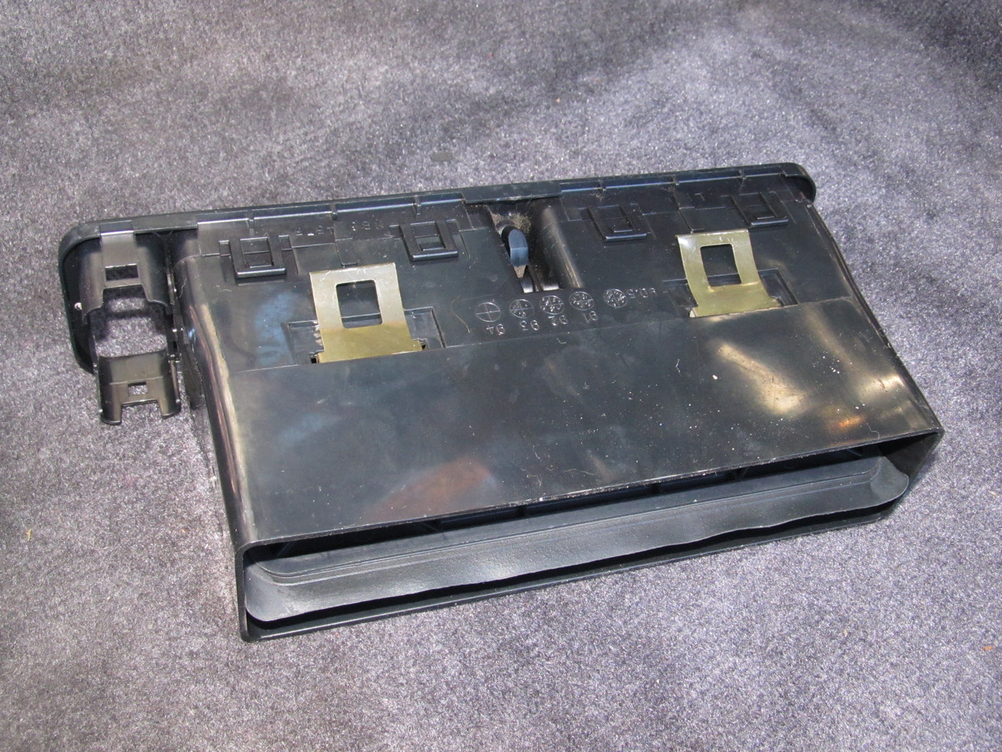 94 95 96 97 Mitsubishi 3000GT OEM Dash Center Air Vent Louver