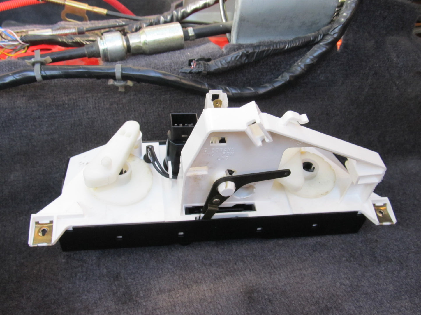 94 95 96 97 Mitsubishi 3000GT OEM Climate Control Unit