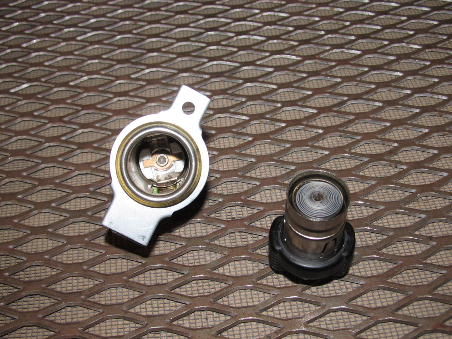 94 95 96 97 Mitsubishi 3000GT OEM 12 Volt Lighter & Socket