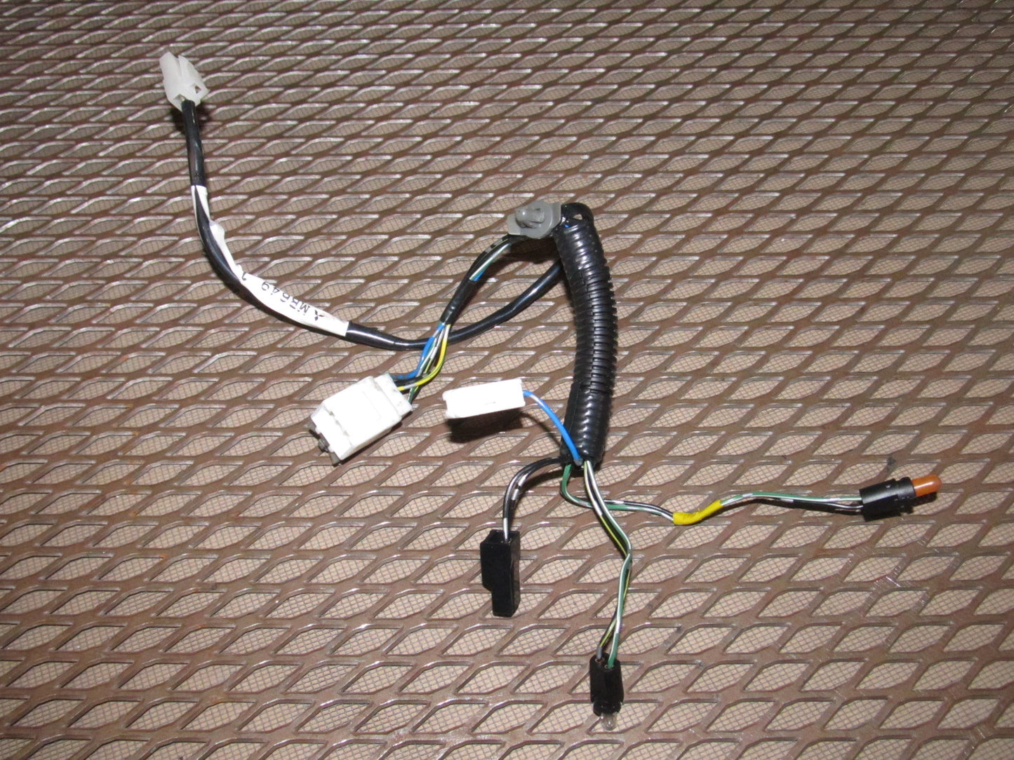 94 95 96 97 Mitsubishi 3000GT OEM 12 Volt Lighter Socket Wiring Harness & Light