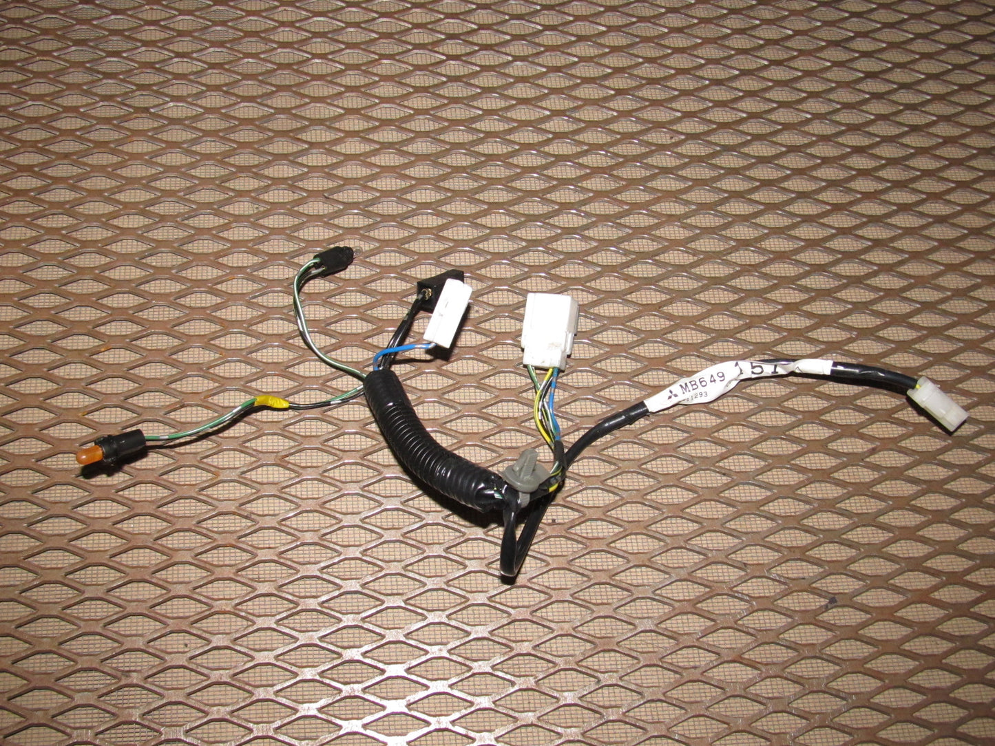 94 95 96 97 Mitsubishi 3000GT OEM 12 Volt Lighter Socket Wiring Harness & Light