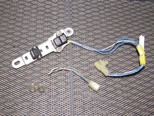 89 90 91 92 Toyota Supra OEM Power Door Lock Switch - Right