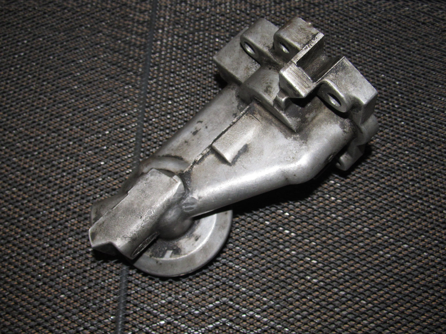 94-98 Ford Mustang V6 3.8L OEM Engine Oil Block Filter Adapter