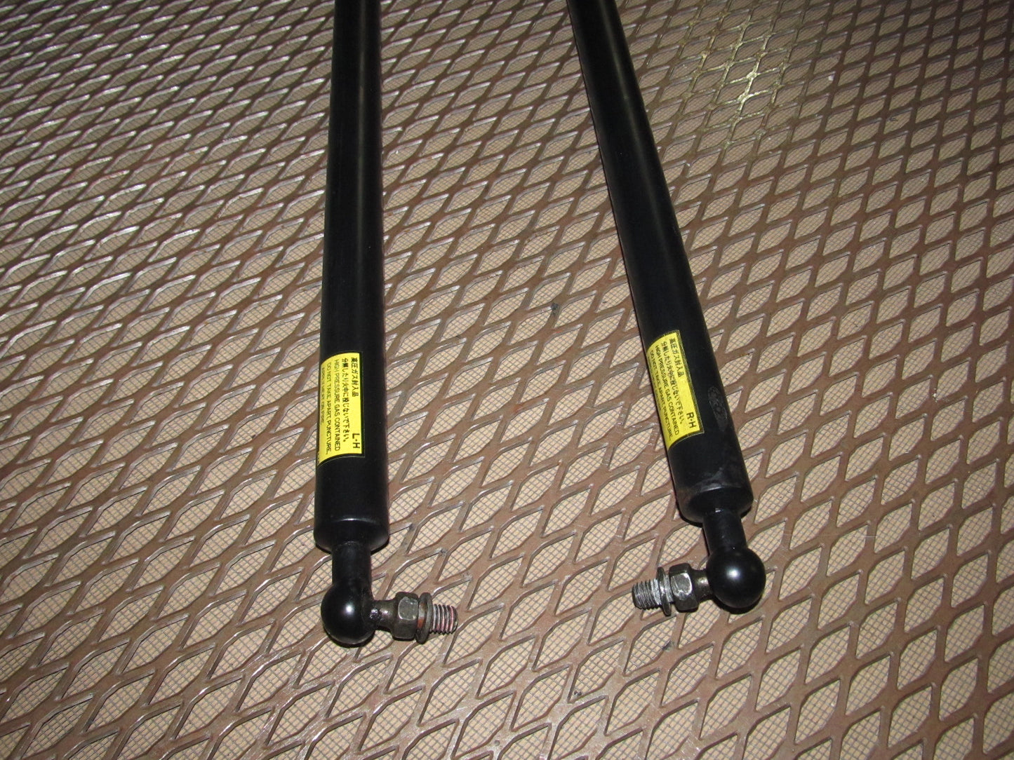 94 95 96 97 Mitsubishi 3000GT OEM Hatch Trunk Door Shock Set