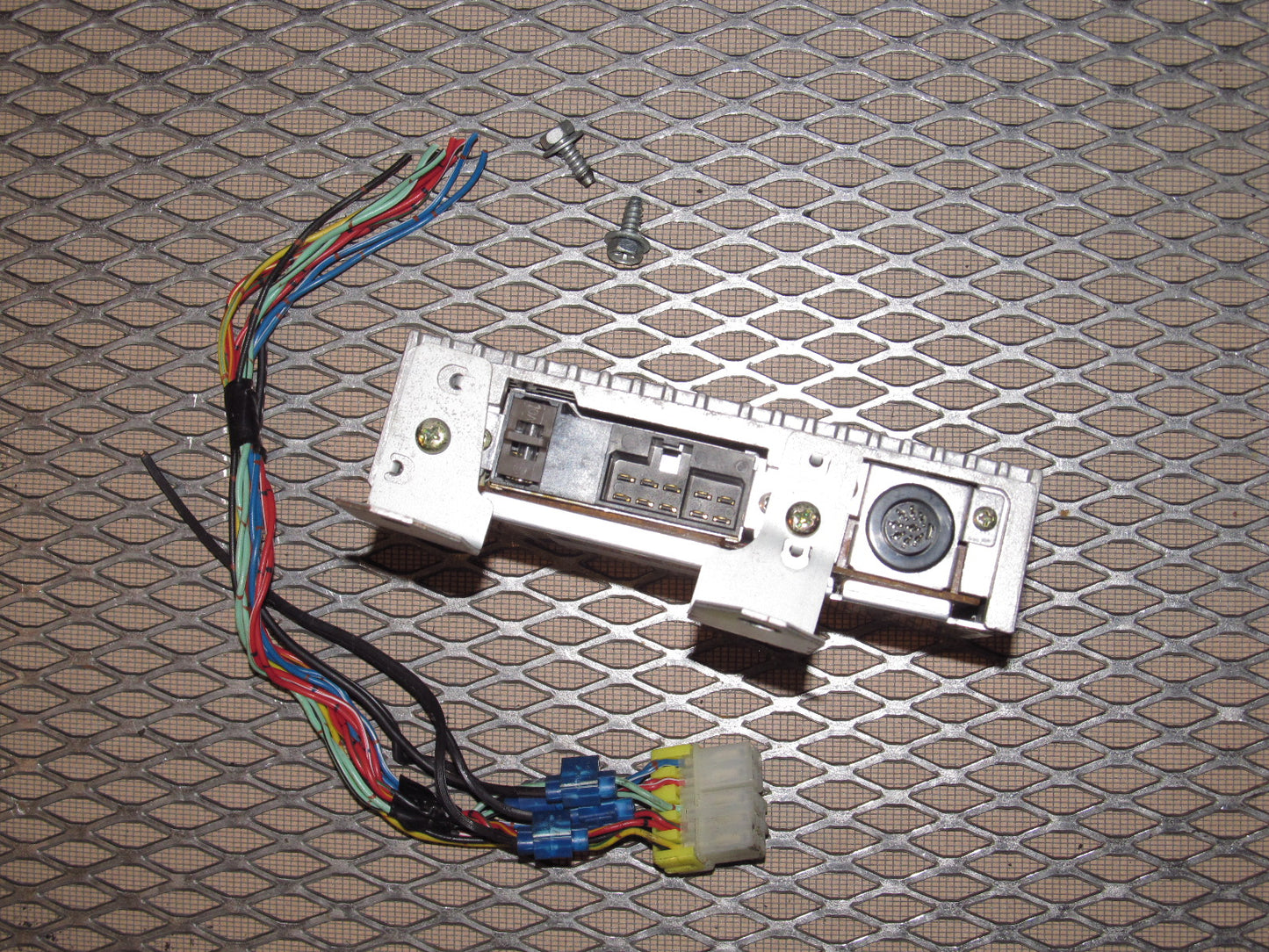 87 88 89 Nissan 300zx OEM Amplifier