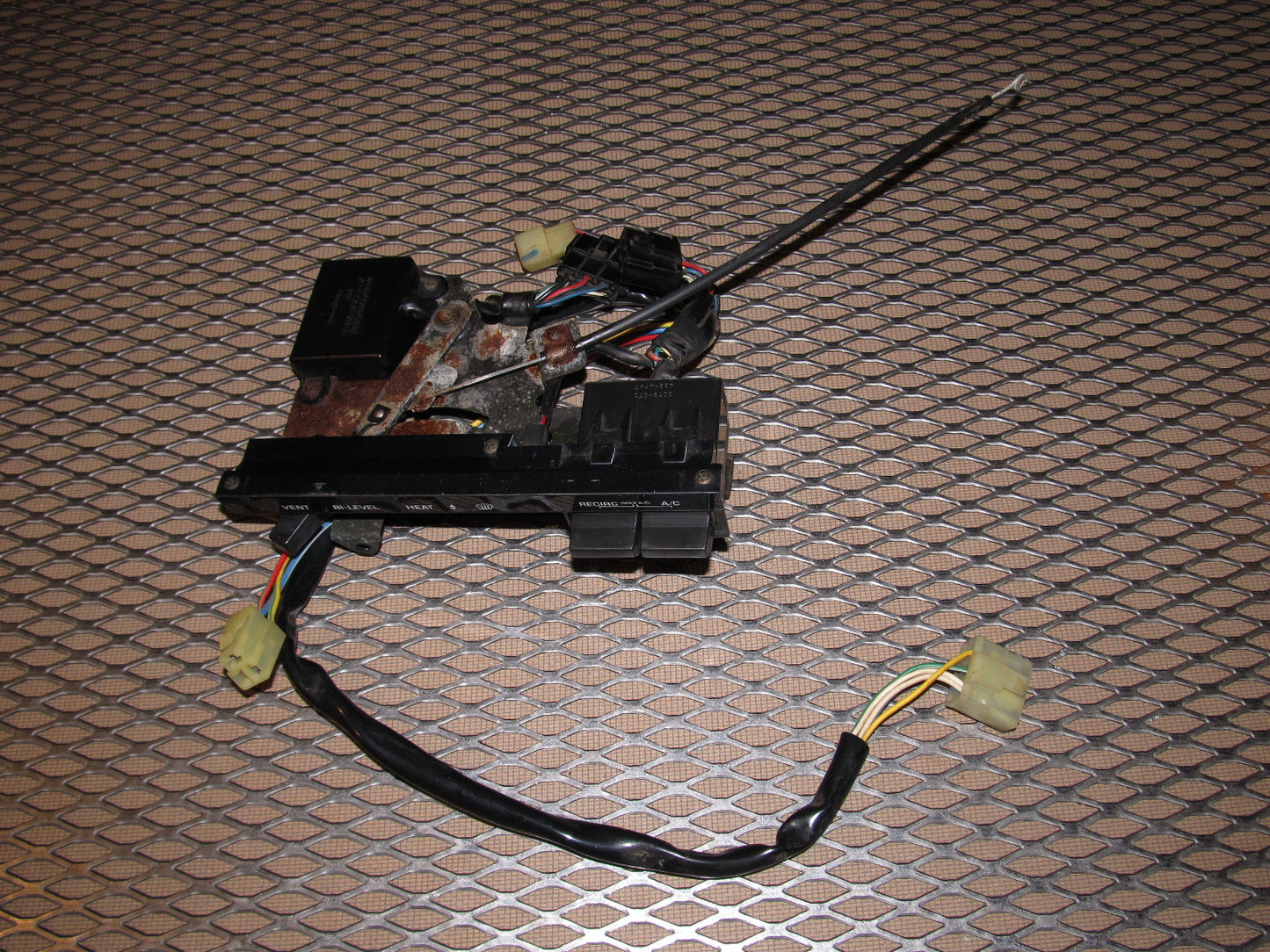84 85 Mazda RX7 OEM Climate Control - GS