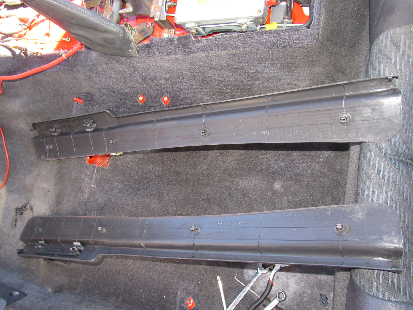 94 95 96 97 Mitsubishi 3000GT OEM Door Sills Cover Panel Set