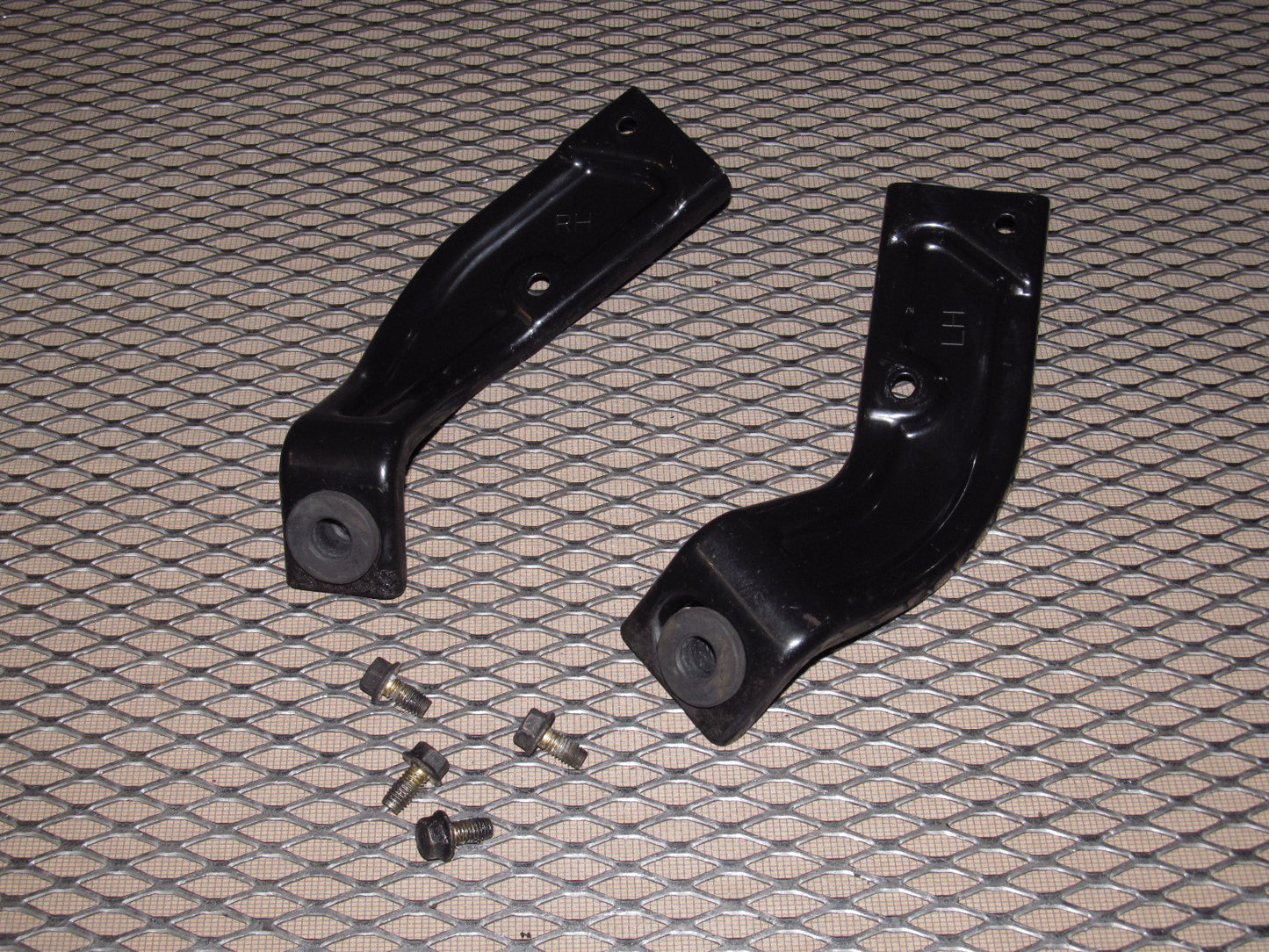 04 05 06 07 08 Mazda RX8 OEM Lower Radiator Bracket & Bushing