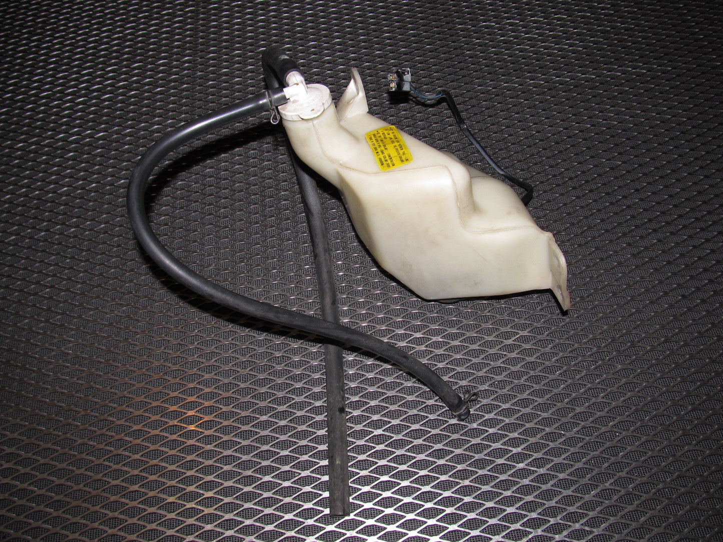 94 95 96 97 Mitsubishi 3000GT OEM Engine Coolant Over Flow Tank