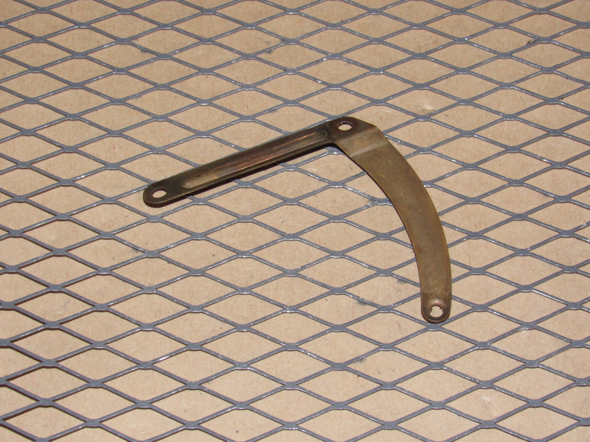 85-95 Suzuki Samurai OEM Steering Wheel Horn Contact Plate