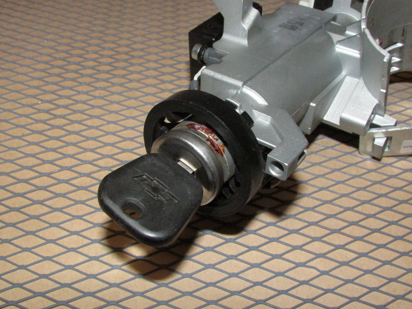 10 11 12 13 14 15 Chevrolet Camaro OEM Ignition Lock Cylinder & Key