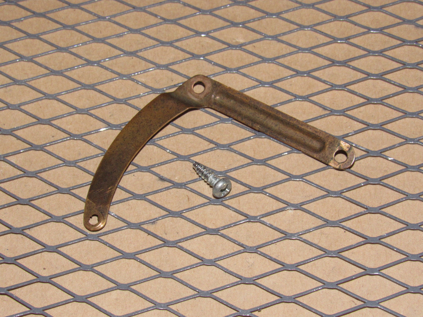 85-95 Suzuki Samurai OEM Steering Wheel Horn Contact Plate
