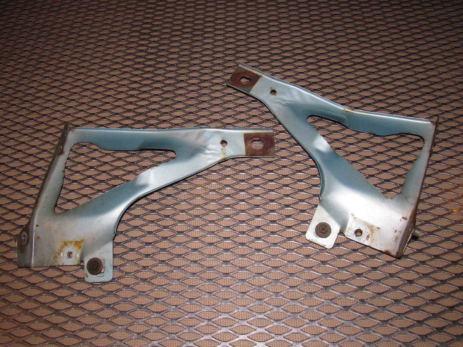 84 85 Mazda RX7 OEM Fender Mounting Bracket
