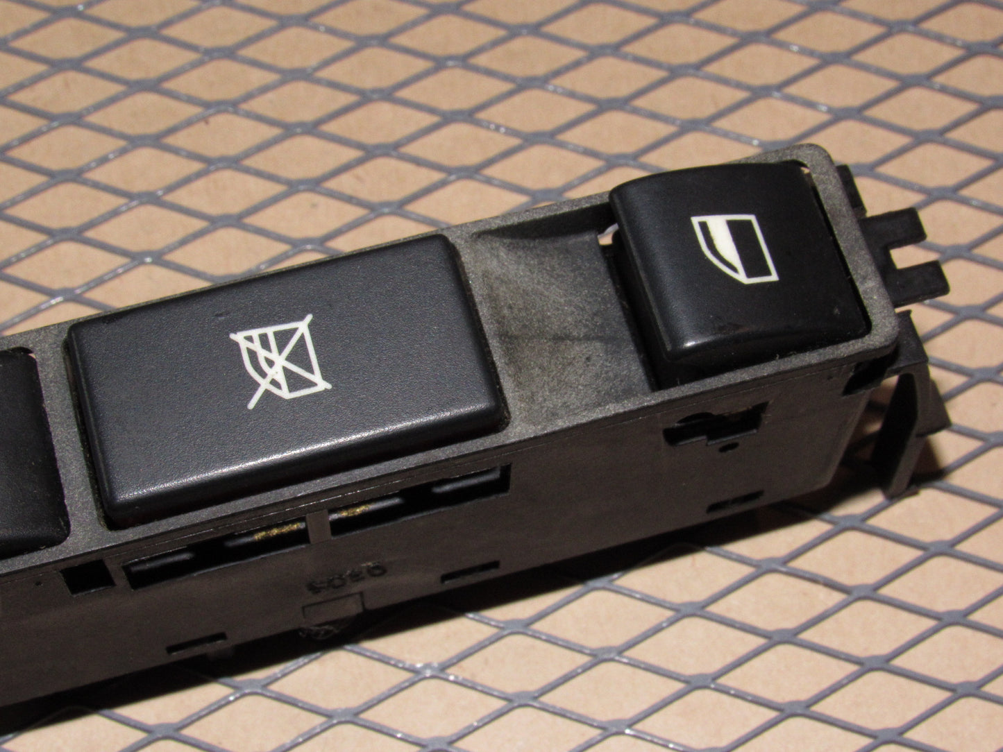 99 00 BMW 328i OEM Front Master Window Switch - Left