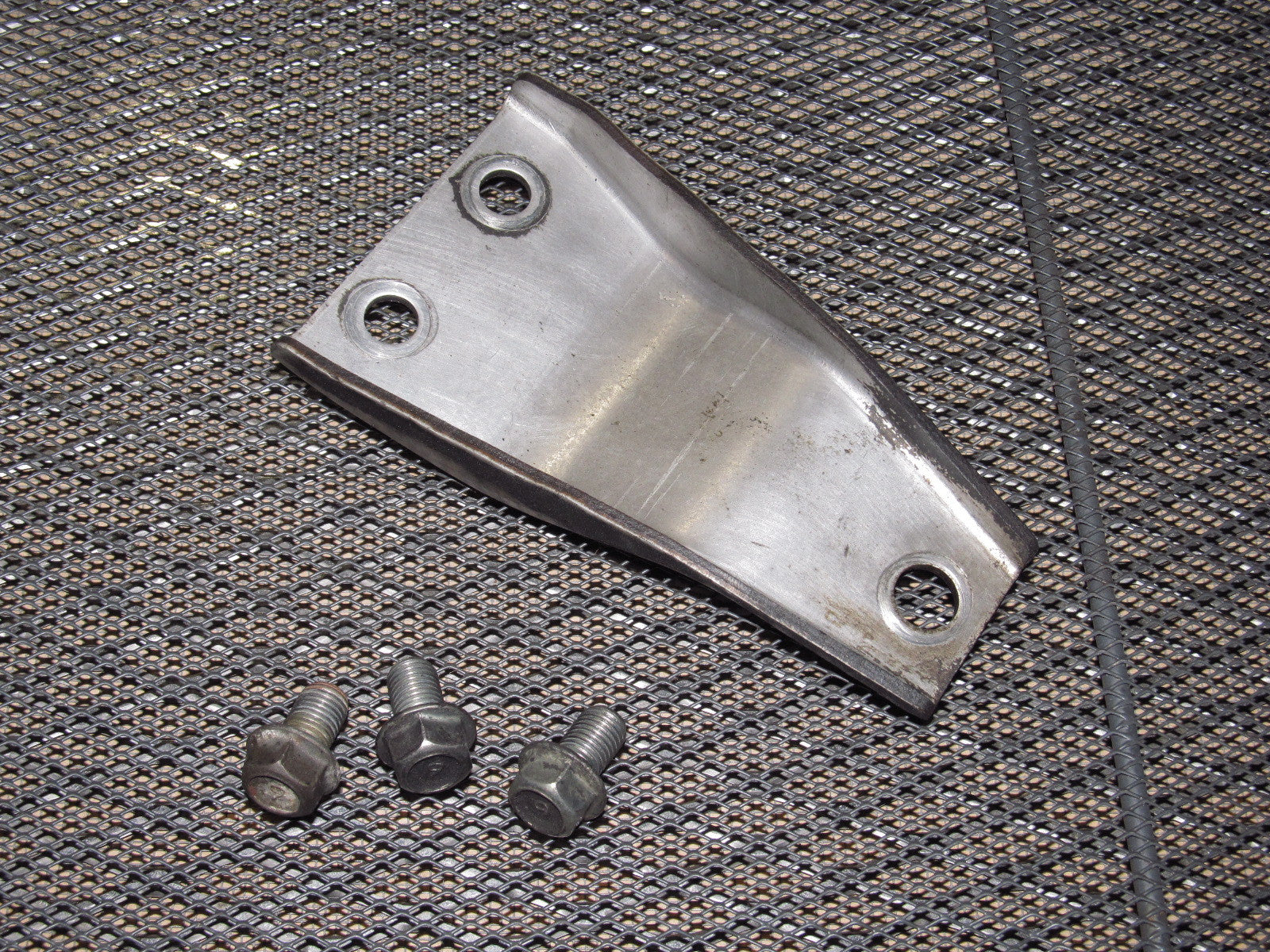 04 05 06 07 08 Mazda RX8 OEM Exhaust Manifold Mounting Bracket