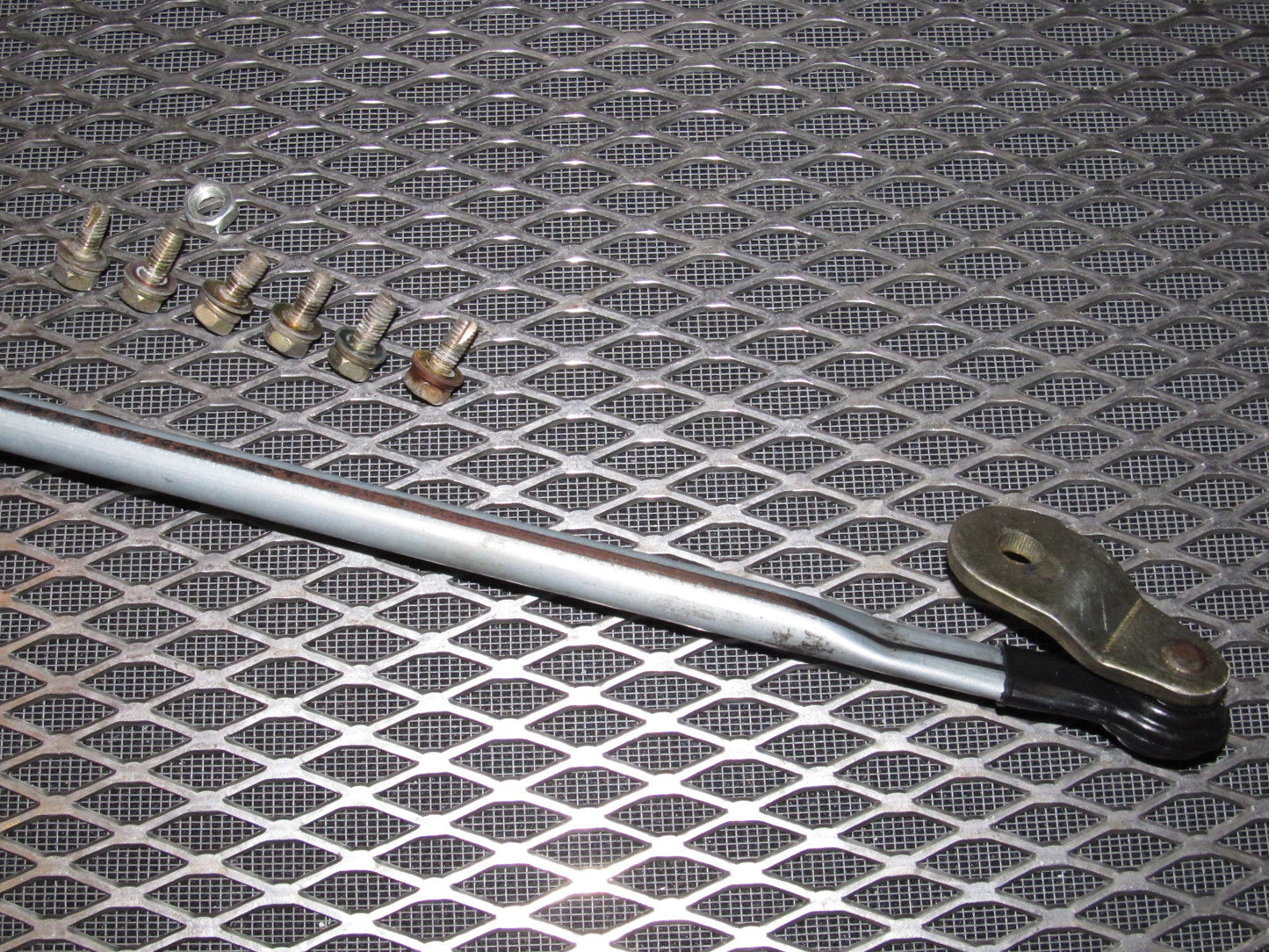 94 95 96 97 Mitsubishi 3000GT OEM Front Wiper Linkage