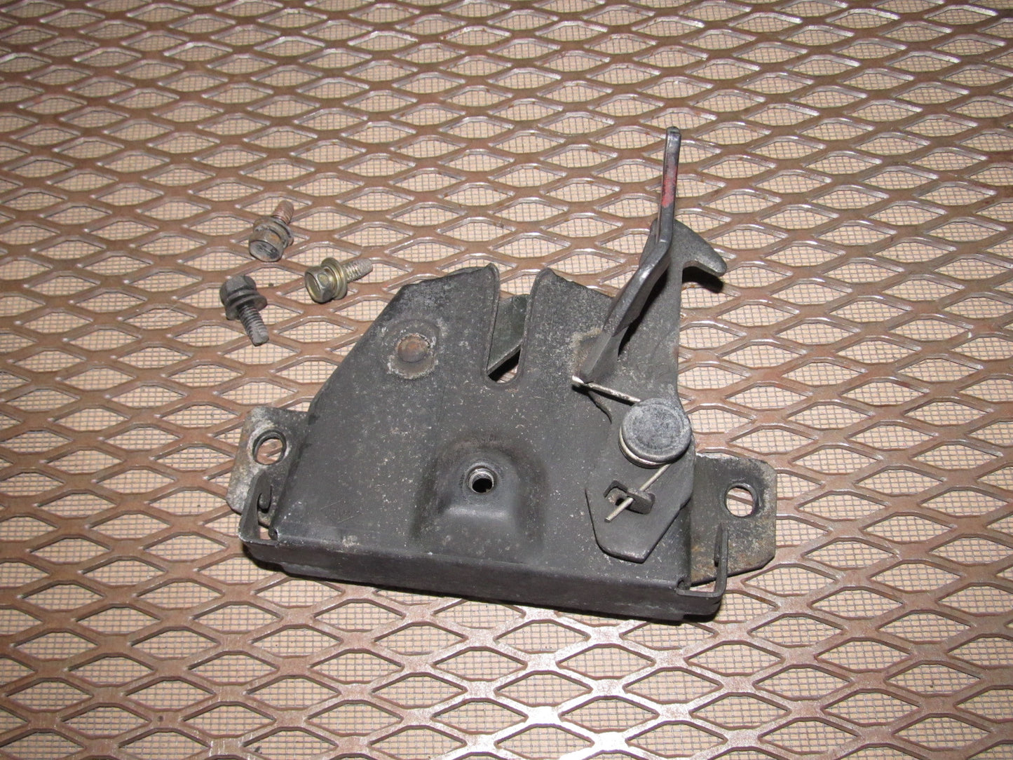 94 95 96 97 Mitsubishi 3000GT OEM Hood Latch