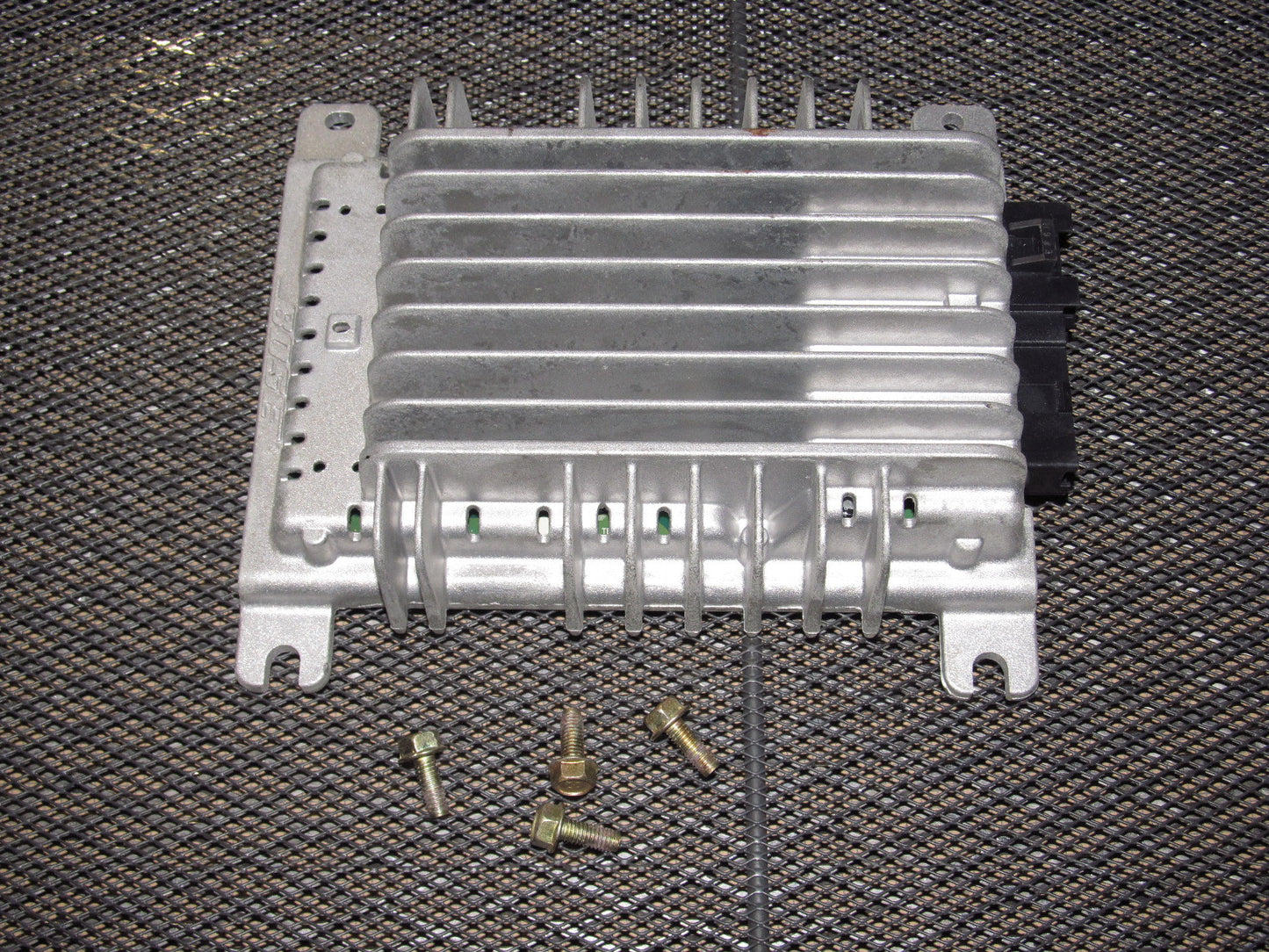 04 05 06 07 08 Mazda RX8 OEM Rear Bose Speaker Amp