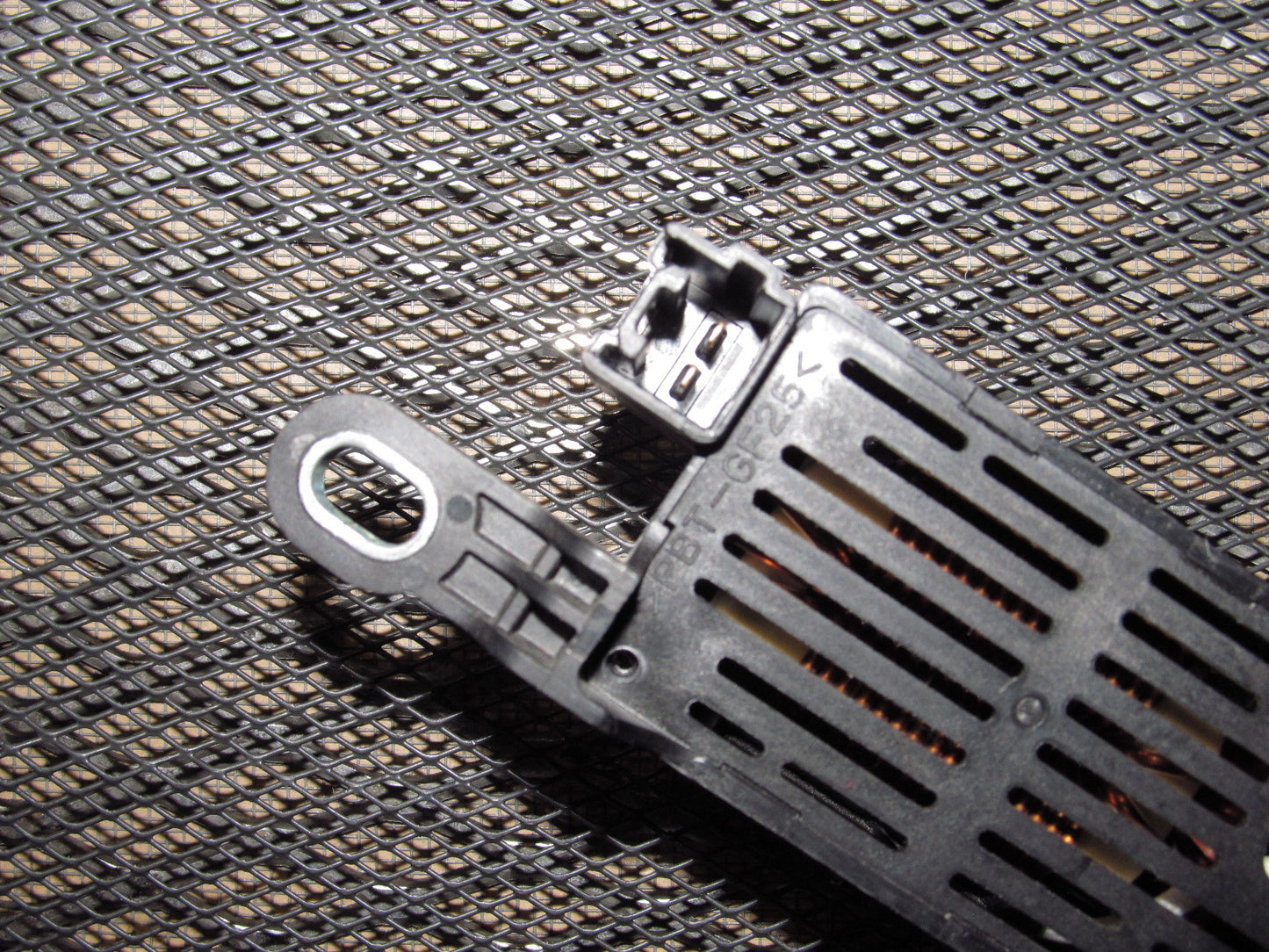 04 05 06 07 08 Mazda RX8 OEM Rear Defroster Module