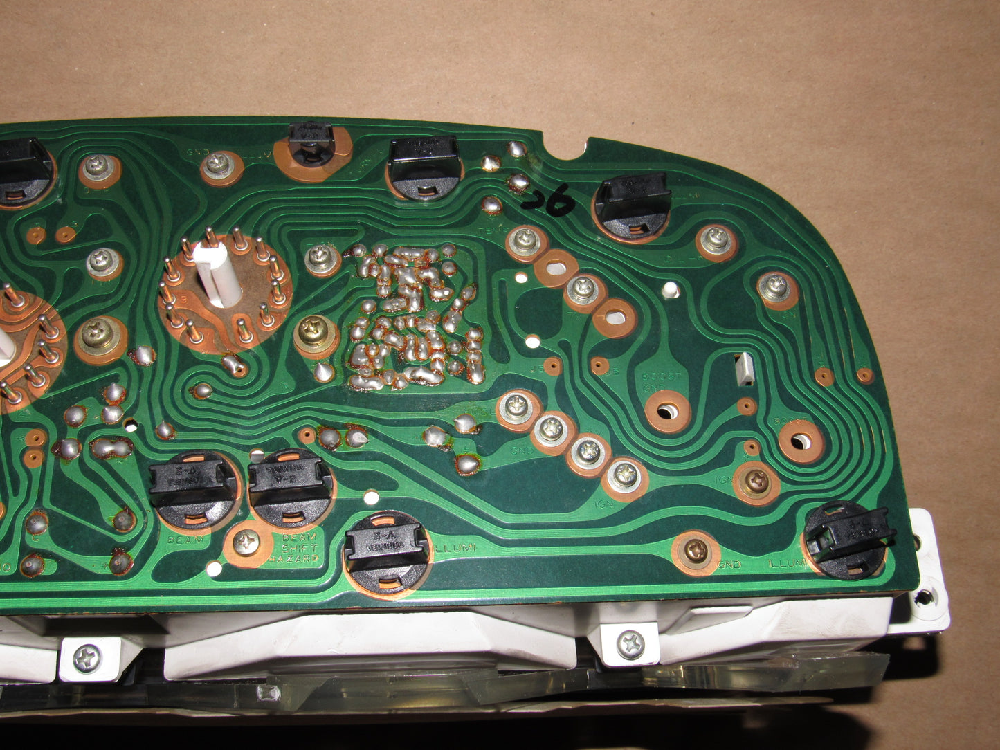 86 87 88 Mazda RX7 Non Turbo OEM Speedometer Instrument Cluster