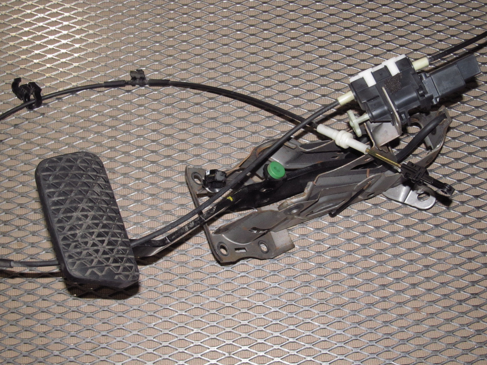04 05 06 07 08 Mazda RX8 OEM A/T Transmission Brake Pedal