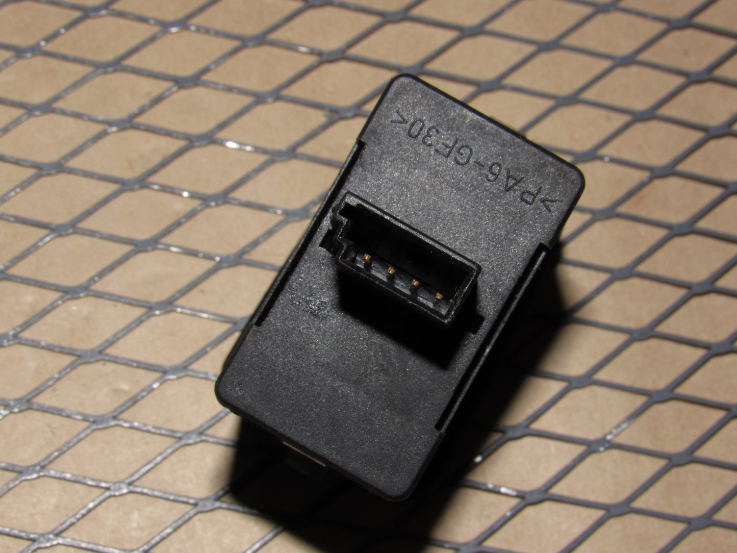 99 00 BMW 323i OEM Rear Window Switch