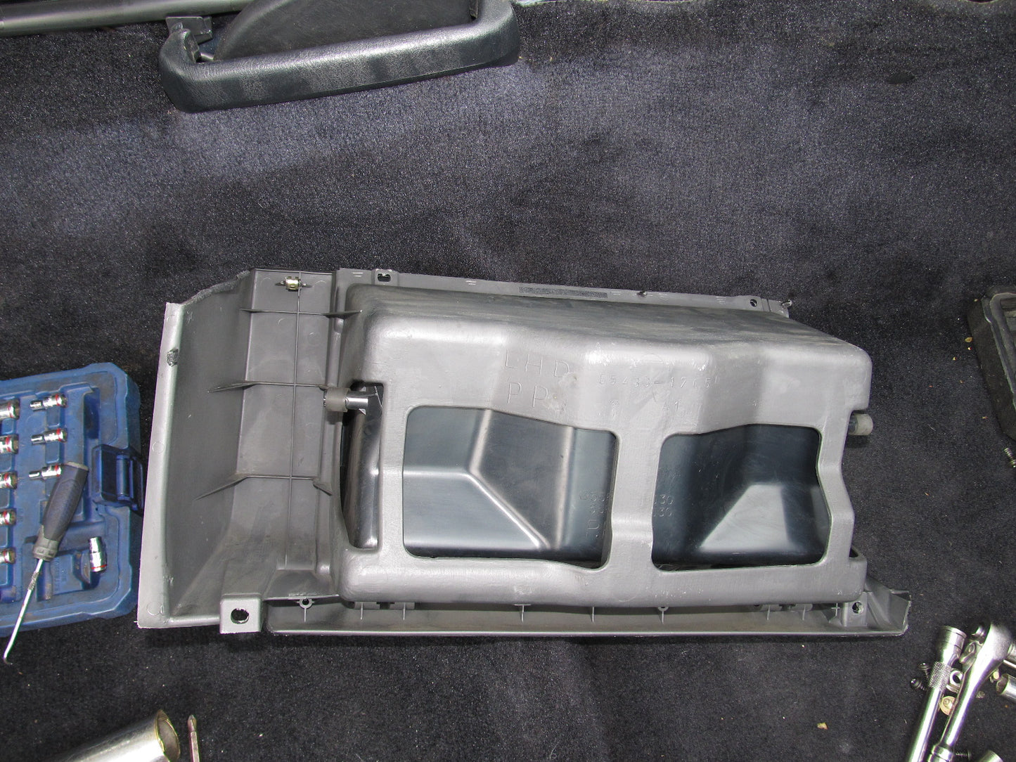 91 92 93 94 95 Toyota MR2 OEM Glove Box