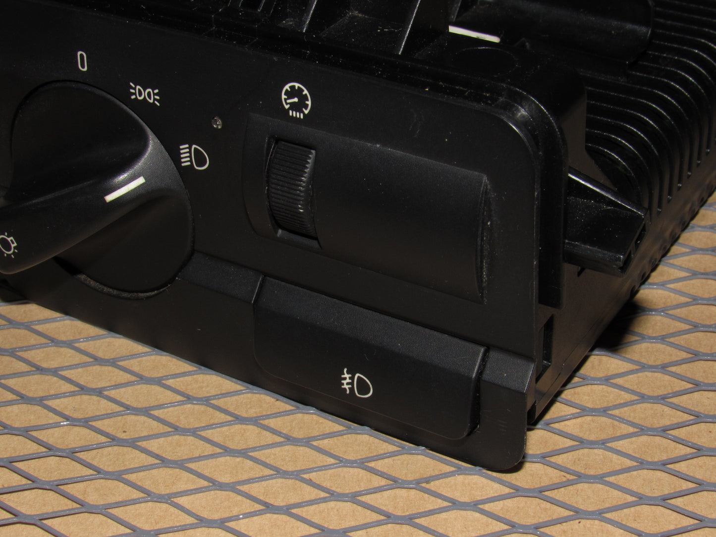 01 02 03 04 05 BMW 325i OEM Headlight Fog Light Dimmer illumination Switch
