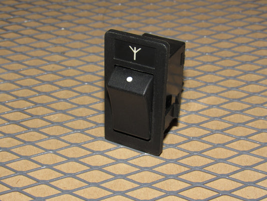 85 86 87 Volvo 760 OEM Power Antenna Switch