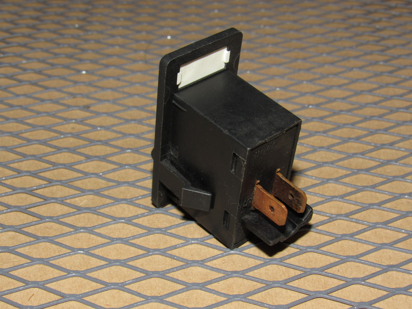 85 86 87 Volvo 760 OEM Power Antenna Switch