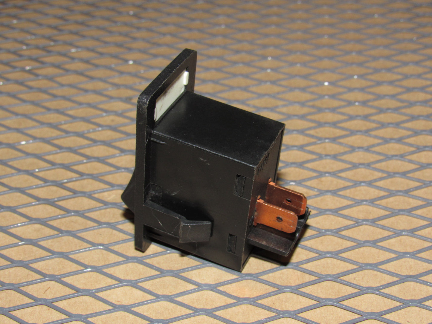 85 86 87 Volvo 760 OEM Power Antenna Switch