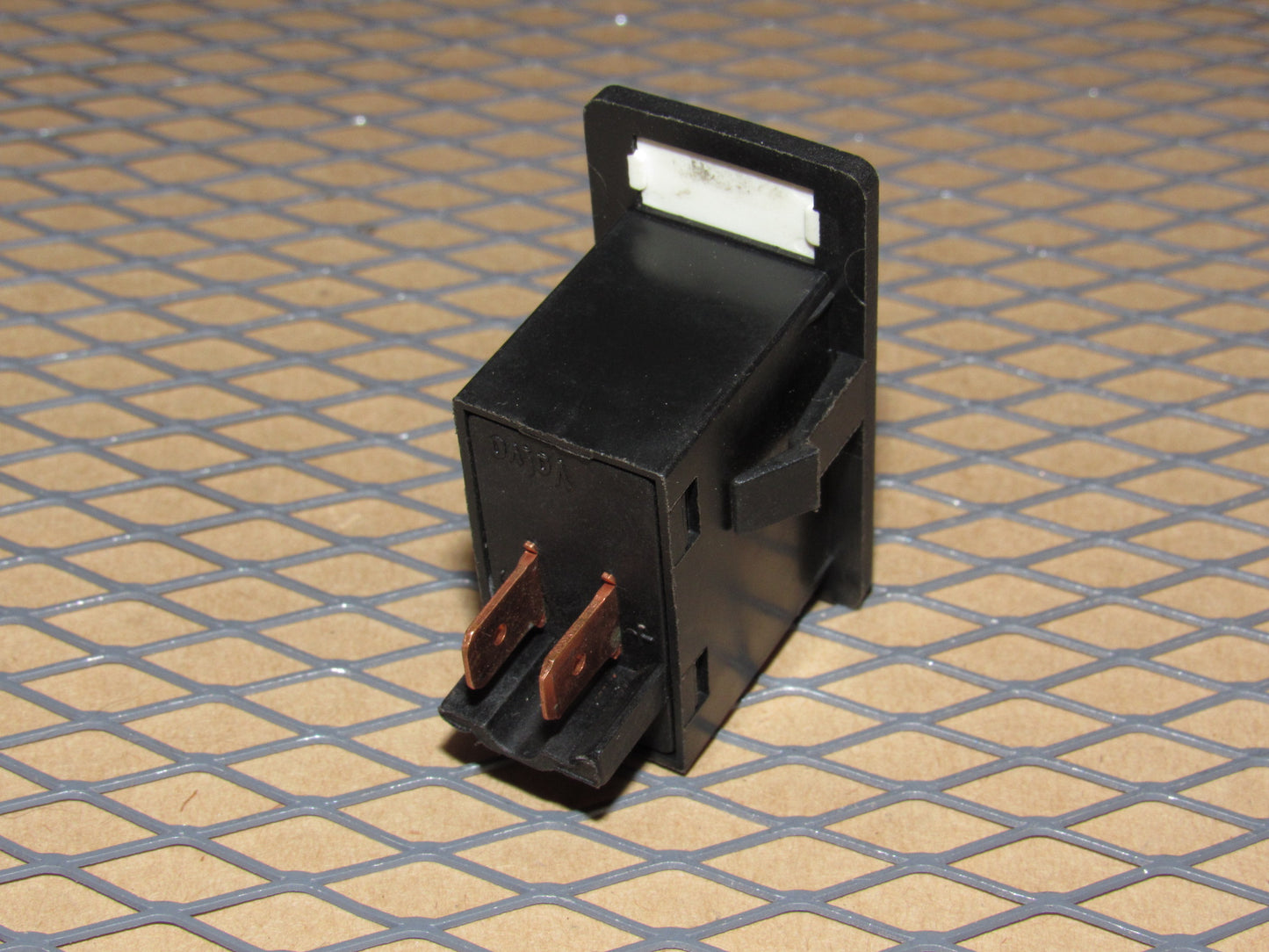 85 86 87 Volvo 760 OEM Power Antenna Switch