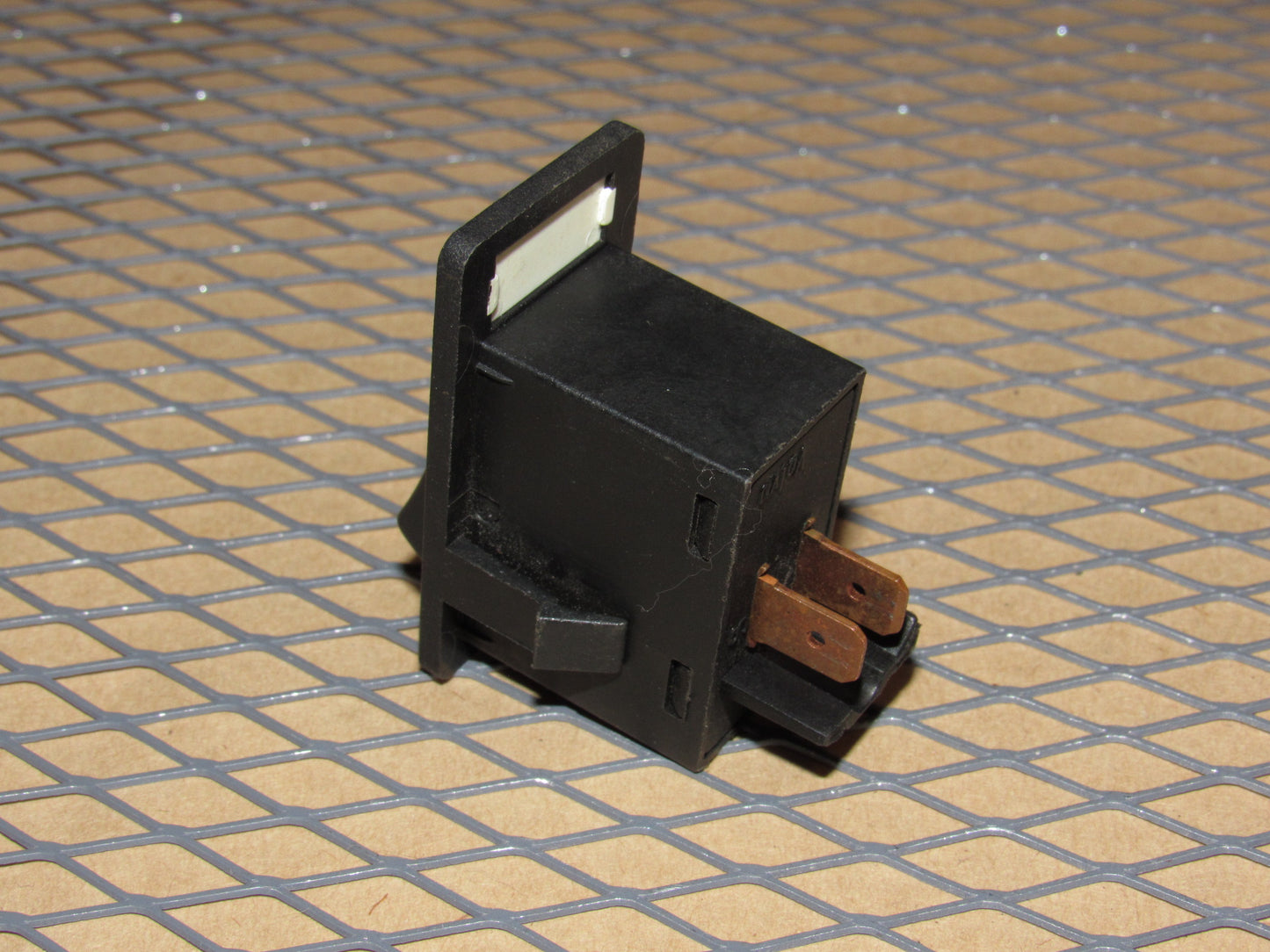 85 86 87 Volvo 760 OEM Power Antenna Switch