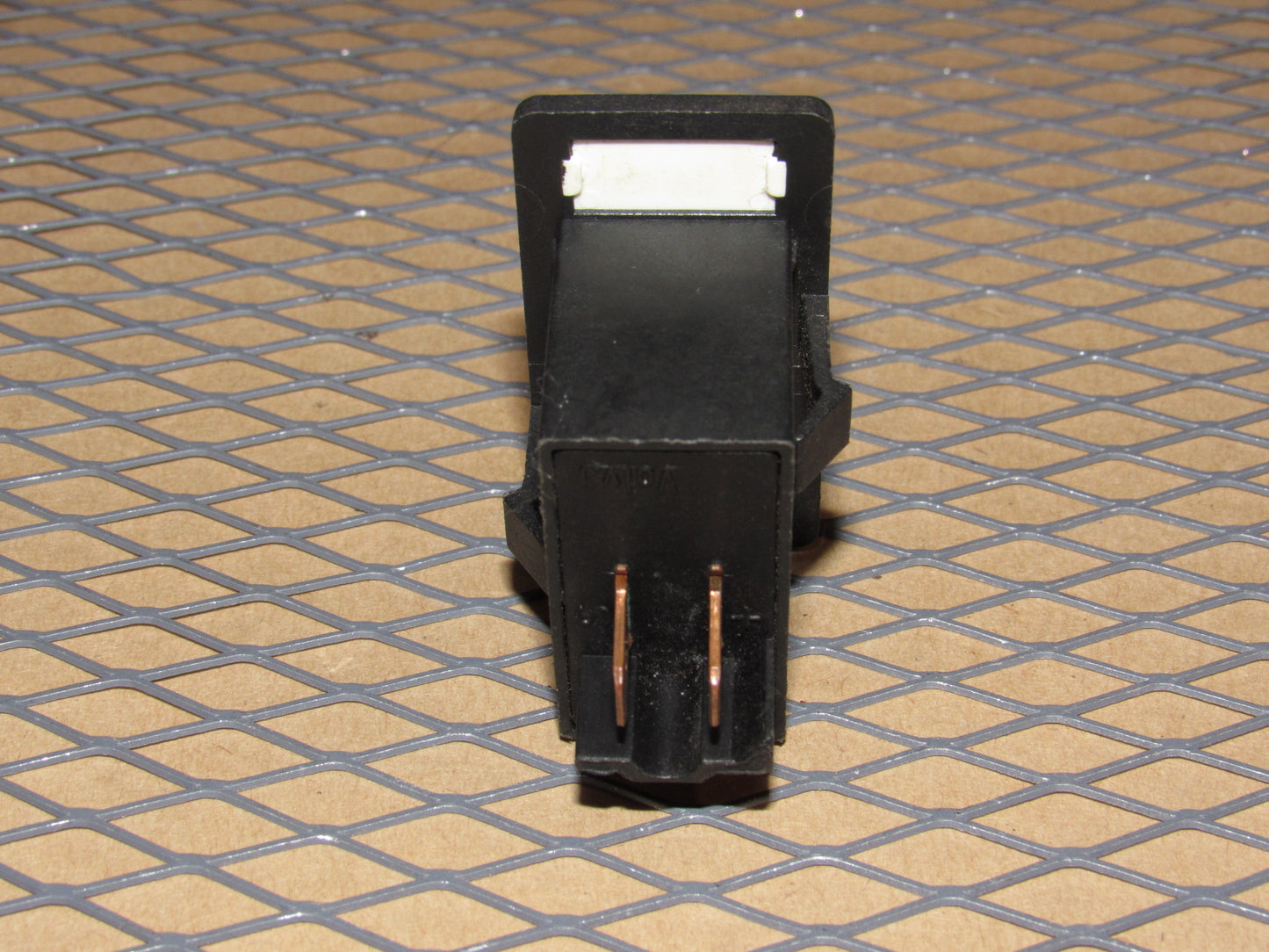 85 86 87 Volvo 760 OEM Power Antenna Switch