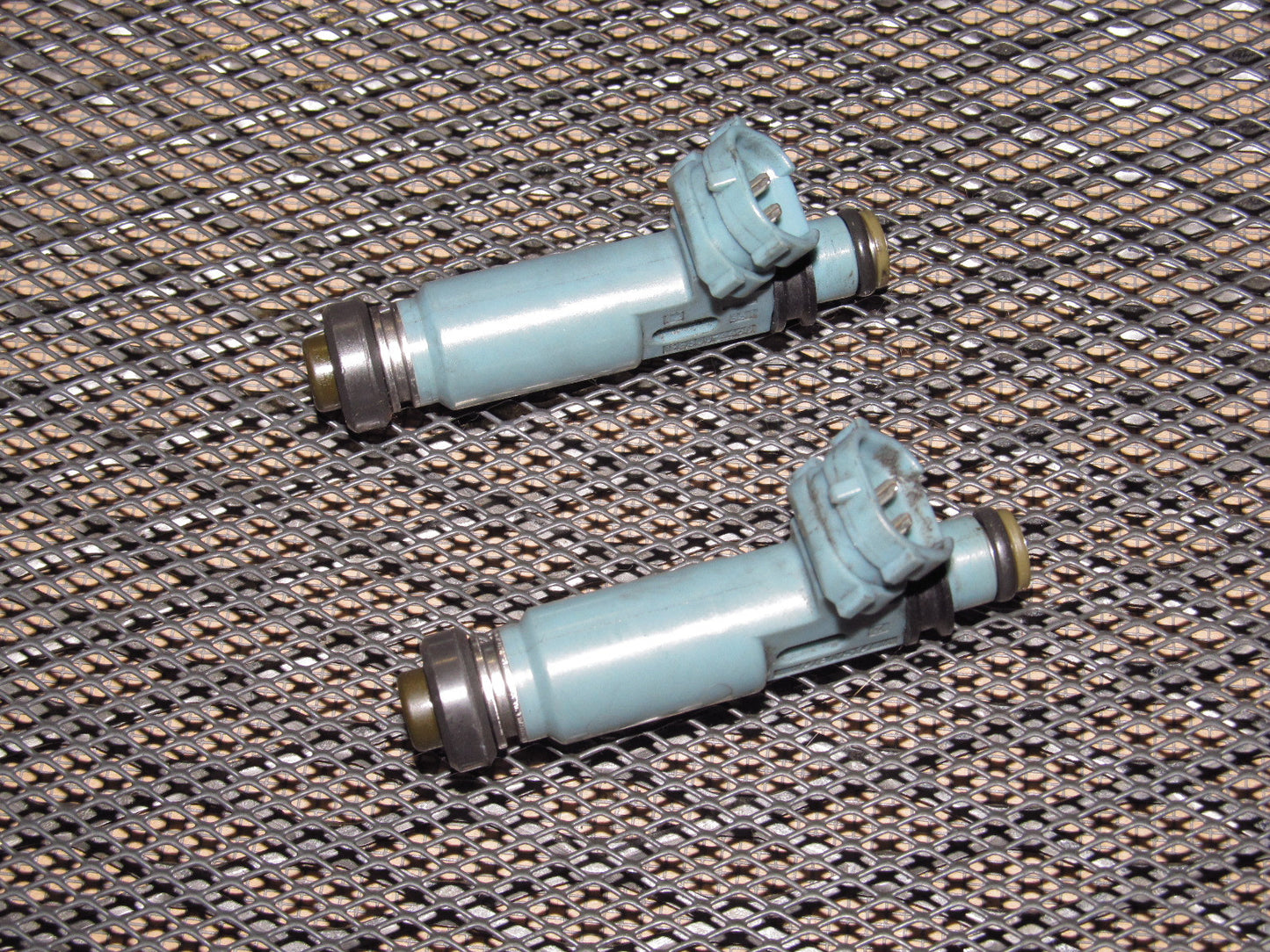 04 05 06 07 08 Mazda RX8 OEM Primary Fuel Injector & Rail - 4 Port