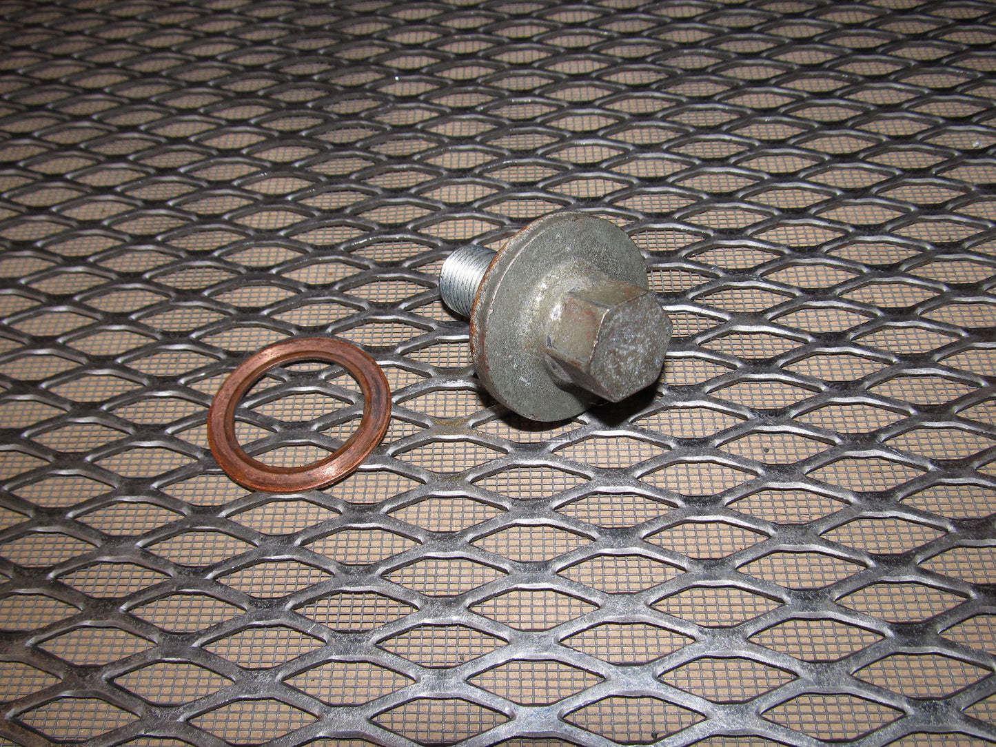 84 85 Mazda RX7 OEM 12A Eccentric Shaft & Pulley Bolt