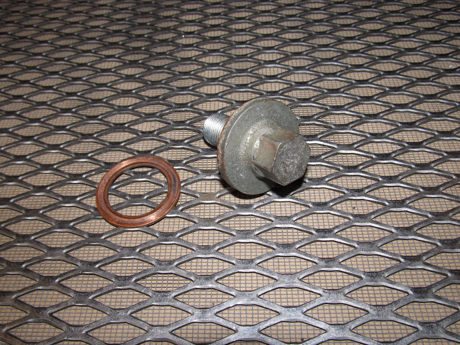 84 85 Mazda RX7 OEM 12A Eccentric Shaft & Pulley Bolt