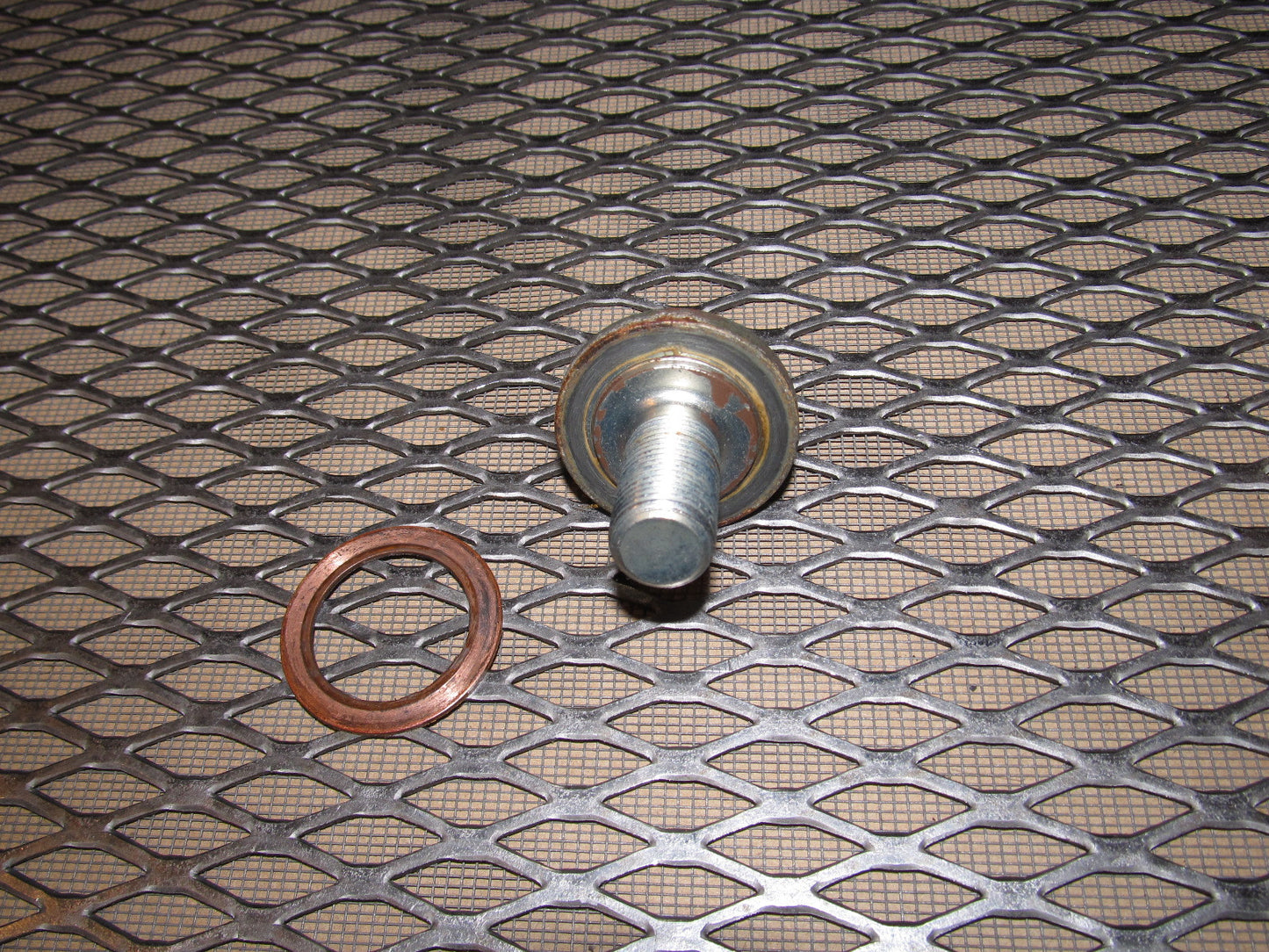84 85 Mazda RX7 OEM 12A Eccentric Shaft & Pulley Bolt