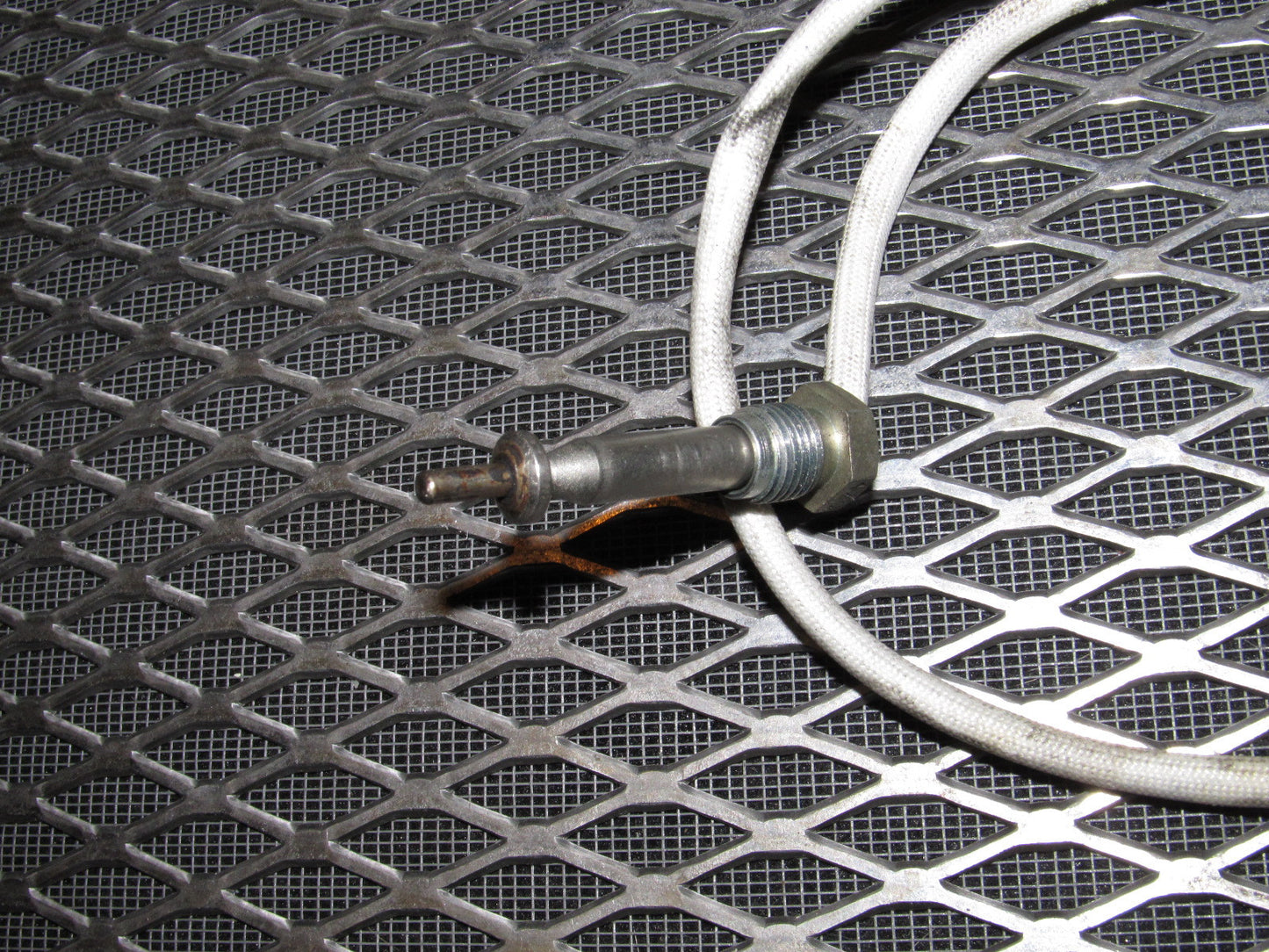 94 95 96 97 Mitsubishi 3000GT OEM EGR Valve Temperature Sensor