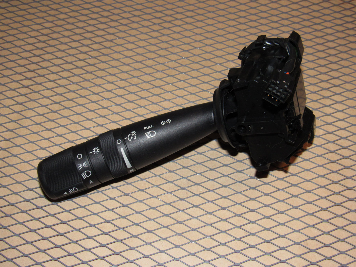 05 06 07 Jeep Grand Cherokee OEM Headlight & Turn Signal Switch Lever