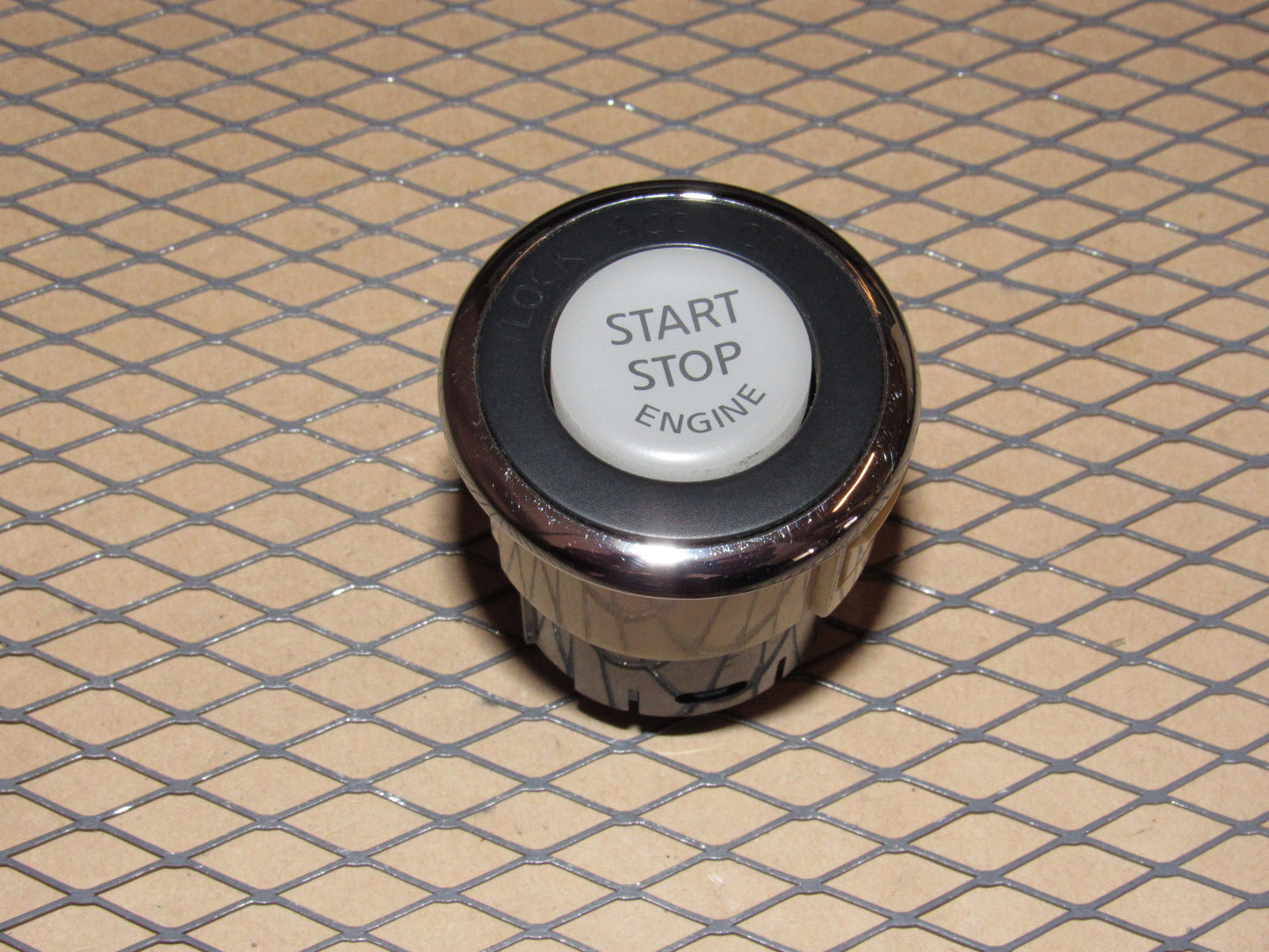 08 09 10 11 12 13 Infiniti G37 OEM Ignition Engine Push Start Switch